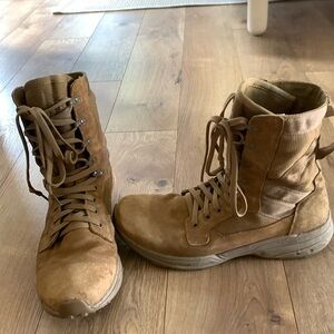 Garmont T8 NFS Boots size 11.5 color coyote brown